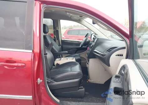 2014 Chrysler Town & Country Touring z USA, uszkodzony, nr VIN 2C4RC1BG7ER383530